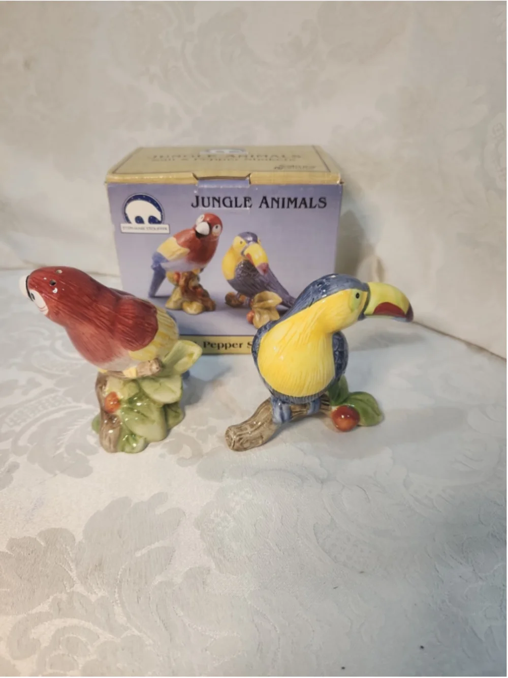 VTG Sakura Colorful Tucan and Parrot Birds Salt & Pepper Shakers 4 1/4